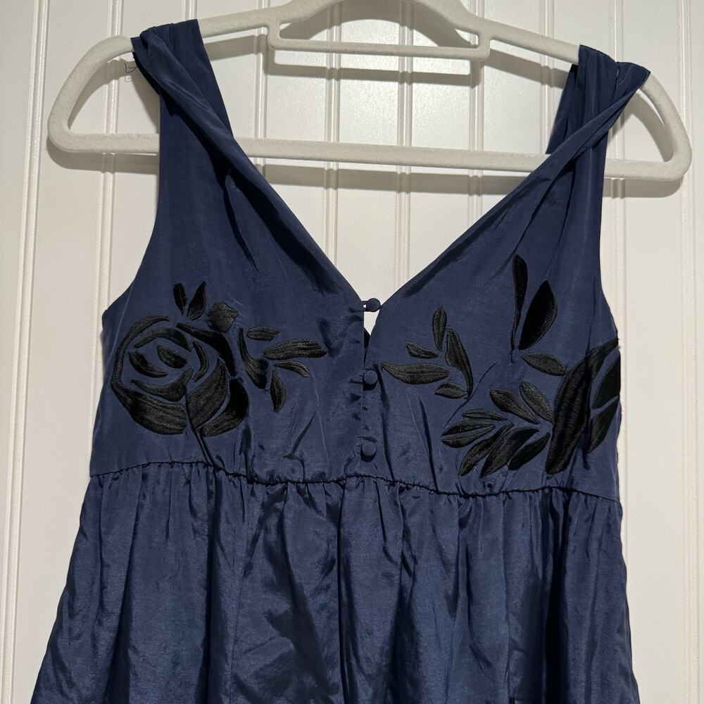 Dorothy Lee Navy Blue Embroidered Dress Size 2 - Picture 2 of 7